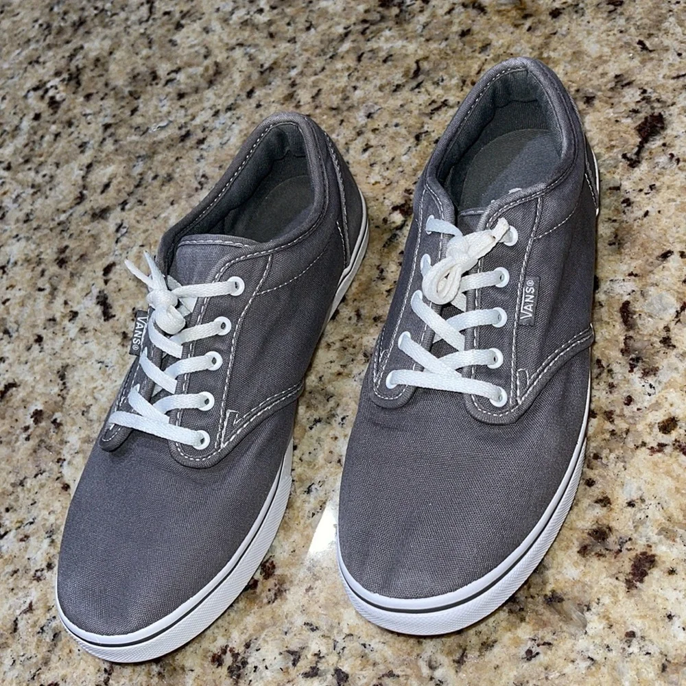 Vans - Picture 9 of 9